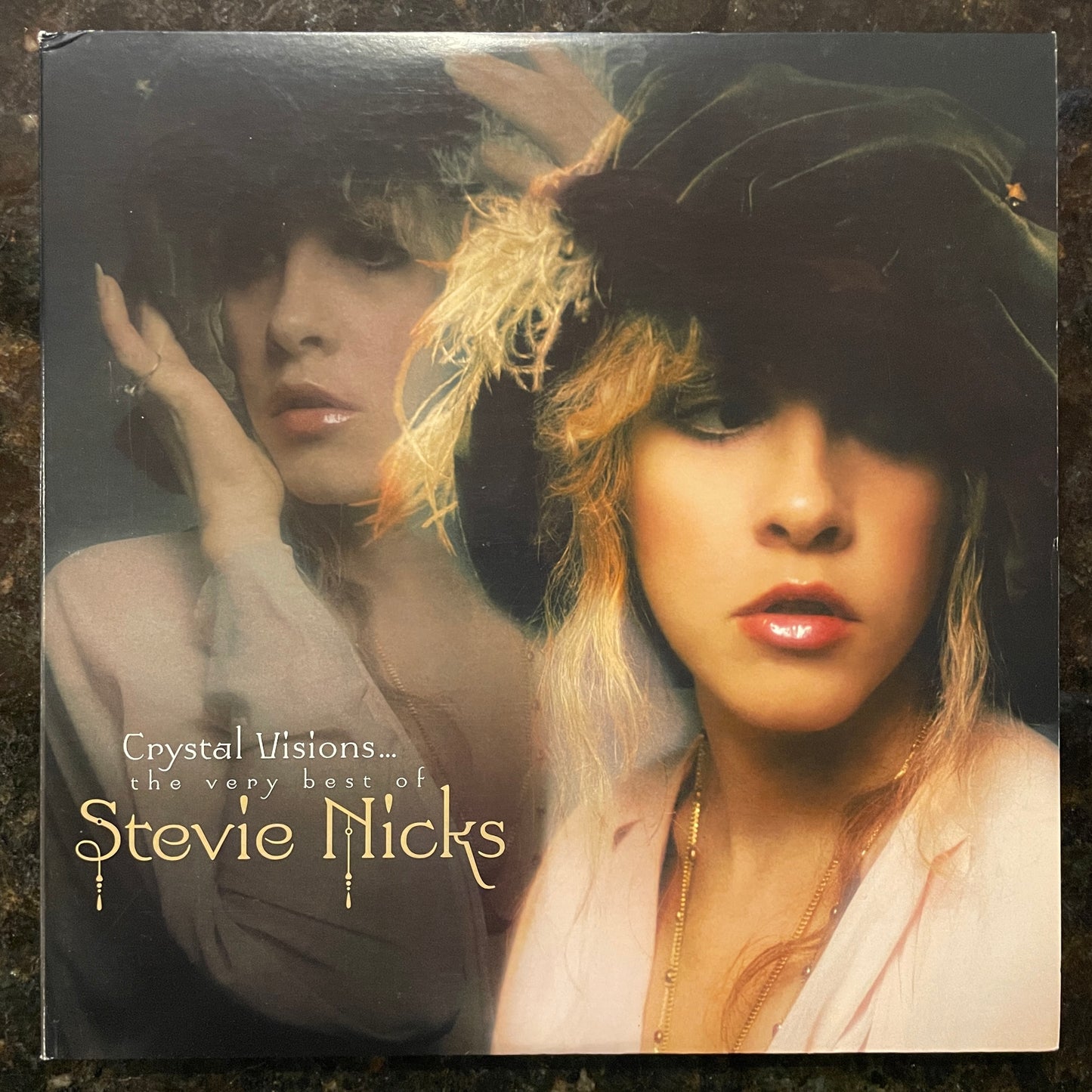 Stevie Nicks - Crystal Visions... The Very Best Of Stevie Nicks [Clear w/ Black wisps 2LP]